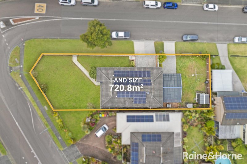 Photo - 22 Pindarri Avenue, Berkeley Vale NSW 2261 - Image 4