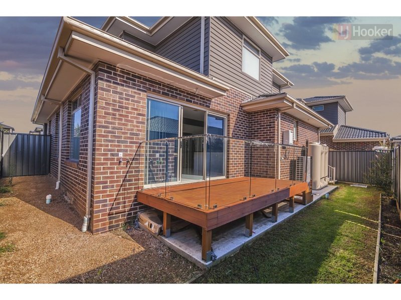 Photo - 22 Plumbago Street, Craigieburn VIC 3064 - Image 13