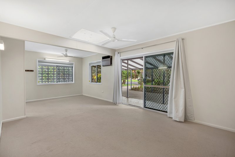 Photo - 22 Ponticello Street, Whitfield QLD 4870 - Image 6