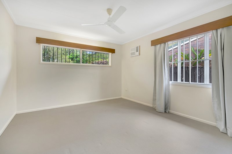 Photo - 22 Ponticello Street, Whitfield QLD 4870 - Image 12