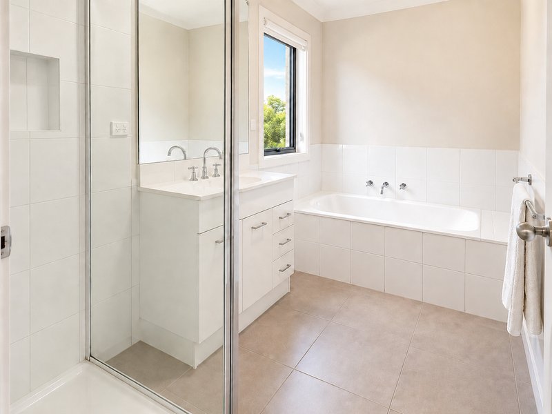 Photo - 2/2 Prescott Street, Sunshine West VIC 3020 - Image 3