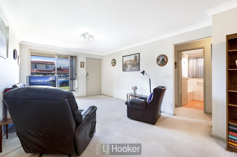 Photo - 2/2 Pring Street, Warners Bay NSW 2282 - Image 4