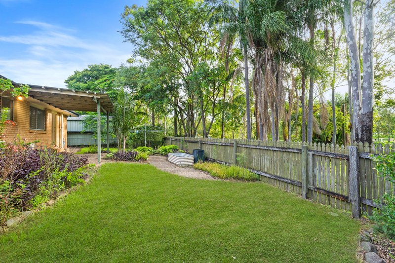 Photo - 22 Quarrian Crescent, Beenleigh QLD 4207 - Image 12