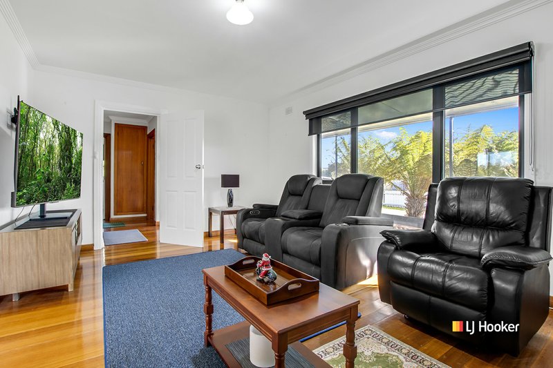 Photo - 22 Quiggin Street, Wynyard TAS 7325 - Image 6