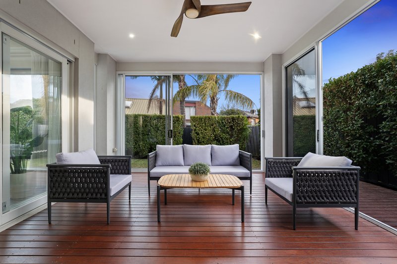 Photo - 22 Quixley Grove, Wantirna VIC 3152 - Image 16