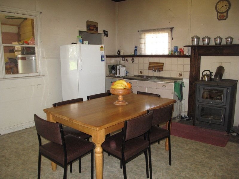 Photo - 22 Raglan Street, Dunolly VIC 3472 - Image 7