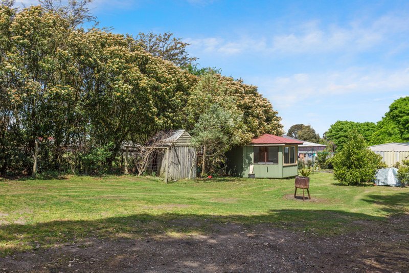 Photo - 22 Railway Avenue, Tynong VIC 3813 - Image 18