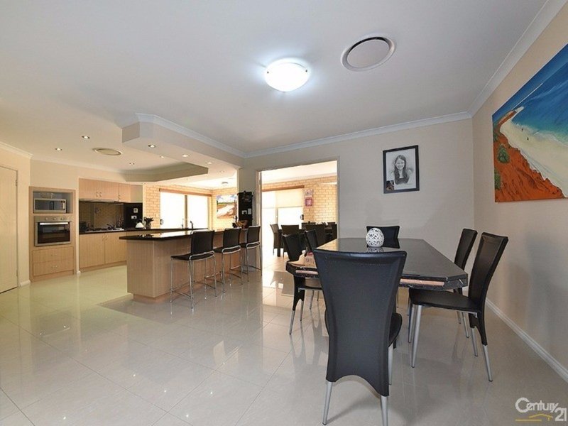 Photo - 22 Rainham Avenue, Mindarie WA 6030 - Image 5