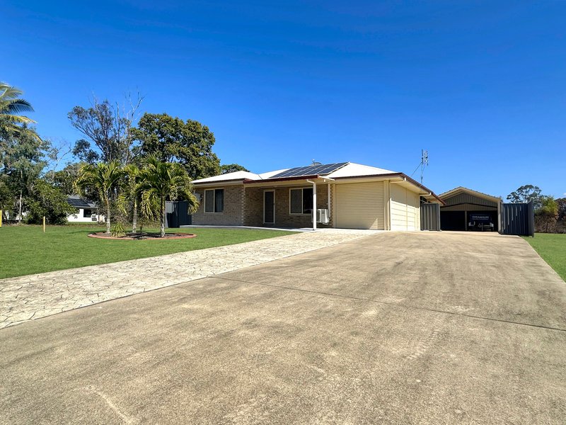 Photo - 22 Rankin Court, Armstrong Beach QLD 4737 - Image 2