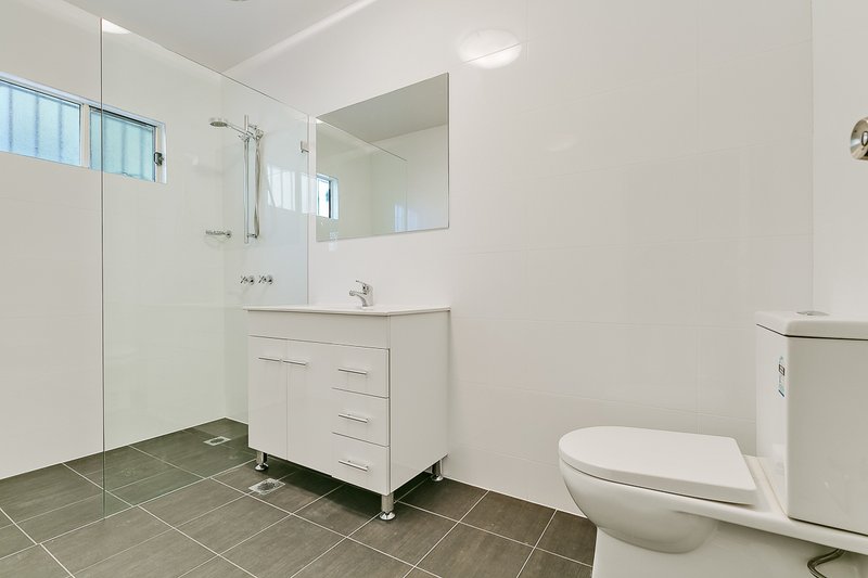 Photo - 22 Rawson Street, Newtown NSW 2042 - Image 3