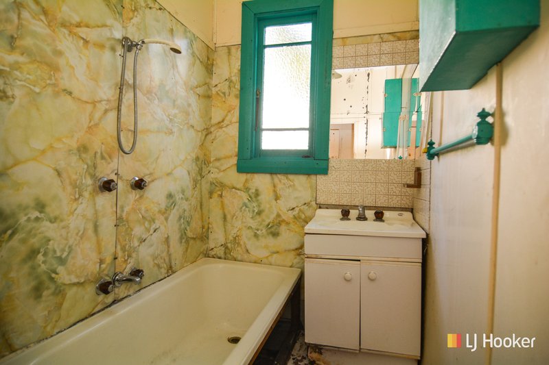 Photo - 22 Read Avenue, Lithgow NSW 2790 - Image 3