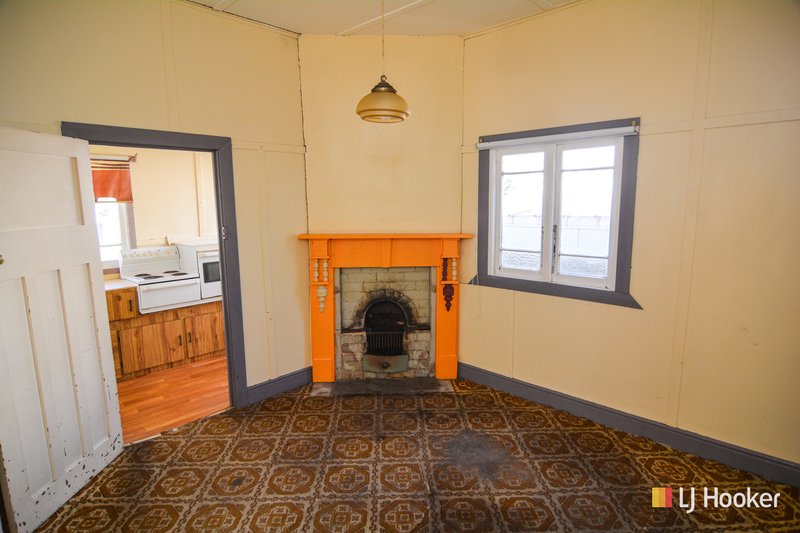 Photo - 22 Read Avenue, Lithgow NSW 2790 - Image 8