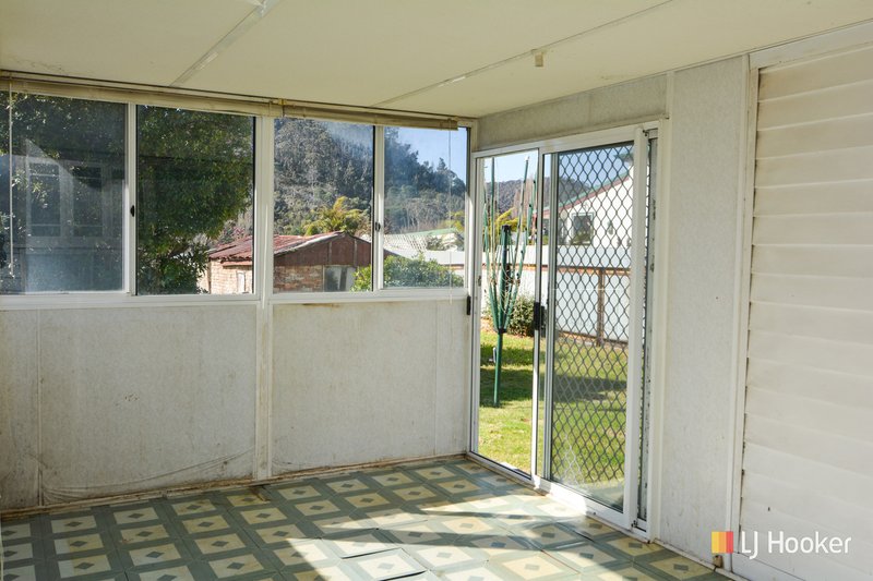 Photo - 22 Read Avenue, Lithgow NSW 2790 - Image 9