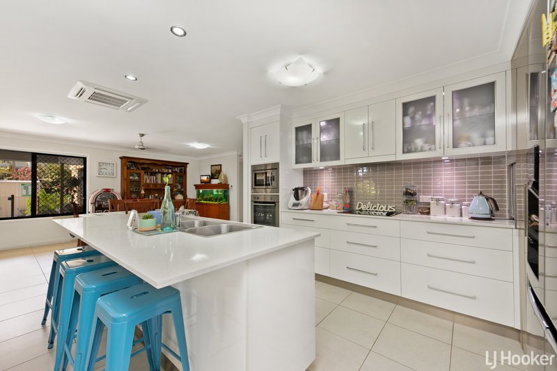 Photo - 22 Reddy Drive, Norman Gardens QLD 4701 - Image 3