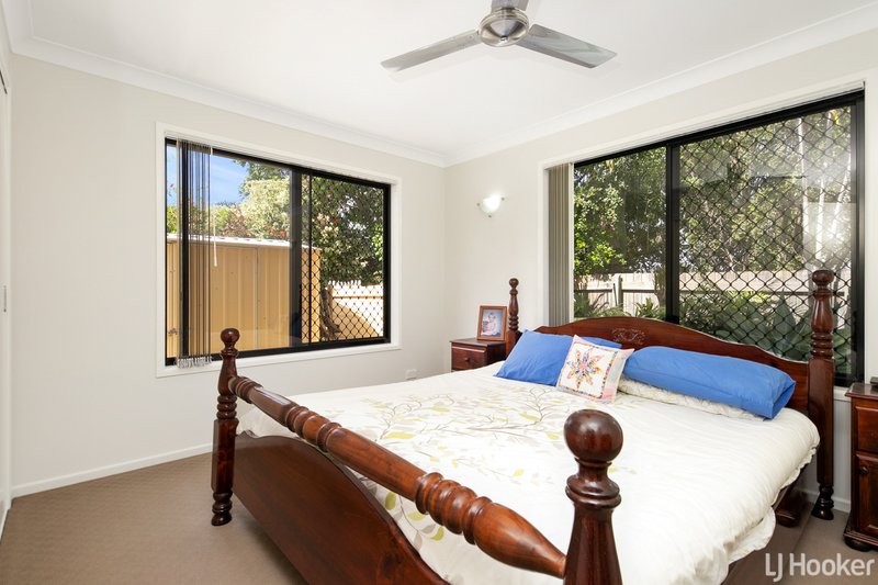 Photo - 22 Reddy Drive, Norman Gardens QLD 4701 - Image 12