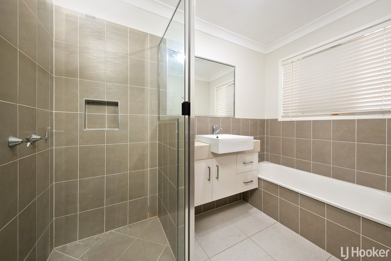 Photo - 22 Reddy Drive, Norman Gardens QLD 4701 - Image 13