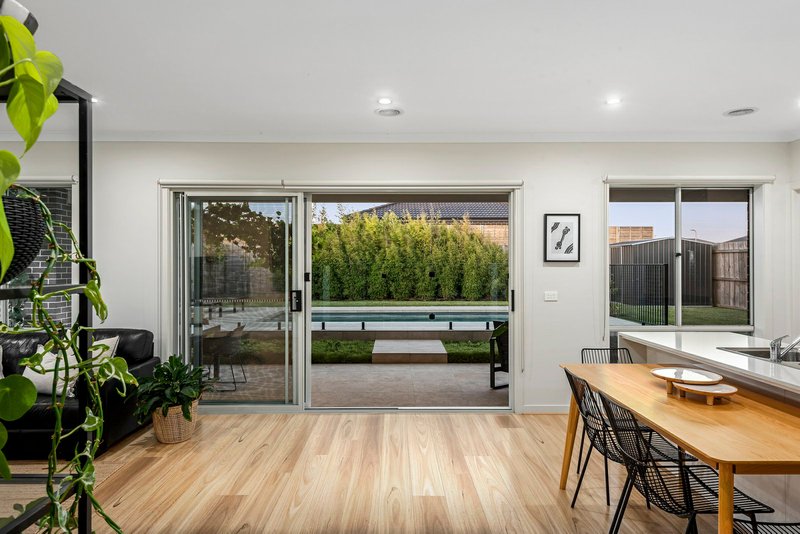 Photo - 22 Regal Road, St Leonards VIC 3223 - Image 3