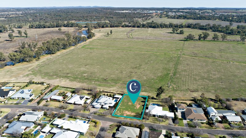 22 Regand Park Boulevard, Dubbo NSW 2830