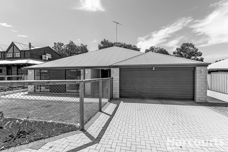 22 Regent Drive, Wannanup WA 6210