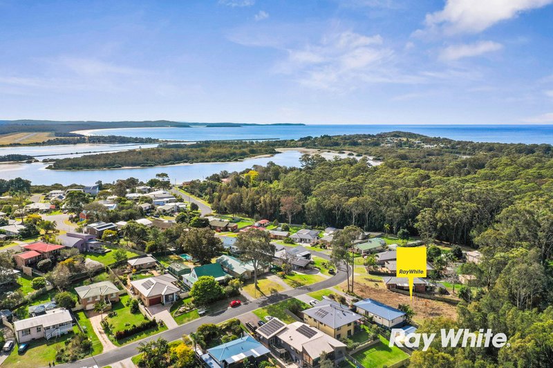 22 Renee Crescent, Moruya Heads NSW 2537