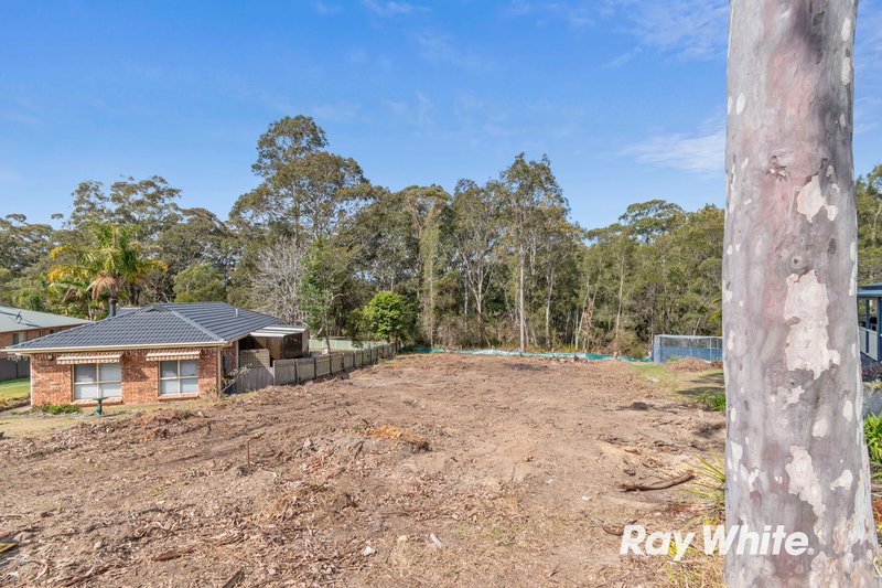 Photo - 22 Renee Crescent, Moruya Heads NSW 2537 - Image 3