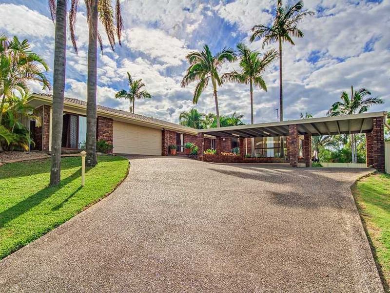 22 Renfrew Drive, Highland Park QLD 4211