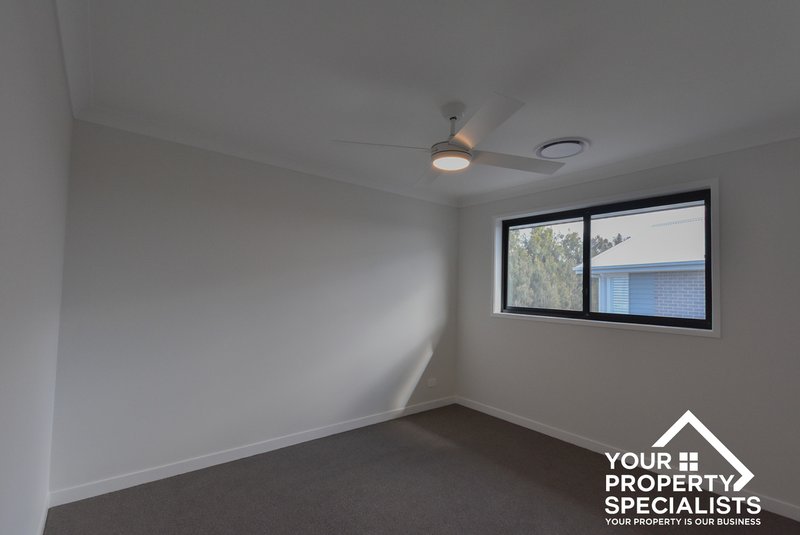 Photo - 22 Renwick Street, Catherine Field NSW 2557 - Image 8