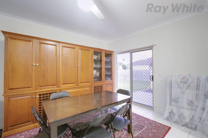 Photo - 22 Reynolds Close, Redbank Plains QLD 4301 - Image 4