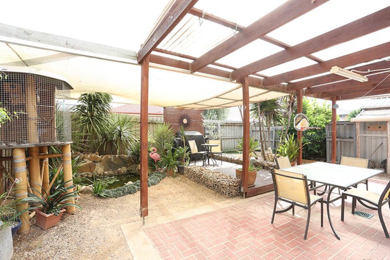 Photo - 22 Rhine Drive, Roxburgh Park VIC 3064 - Image 10