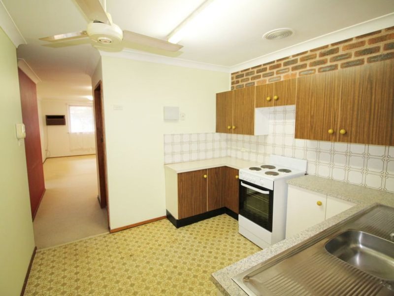 Photo - 2/2 Richardson Street, Taree NSW 2430 - Image 2