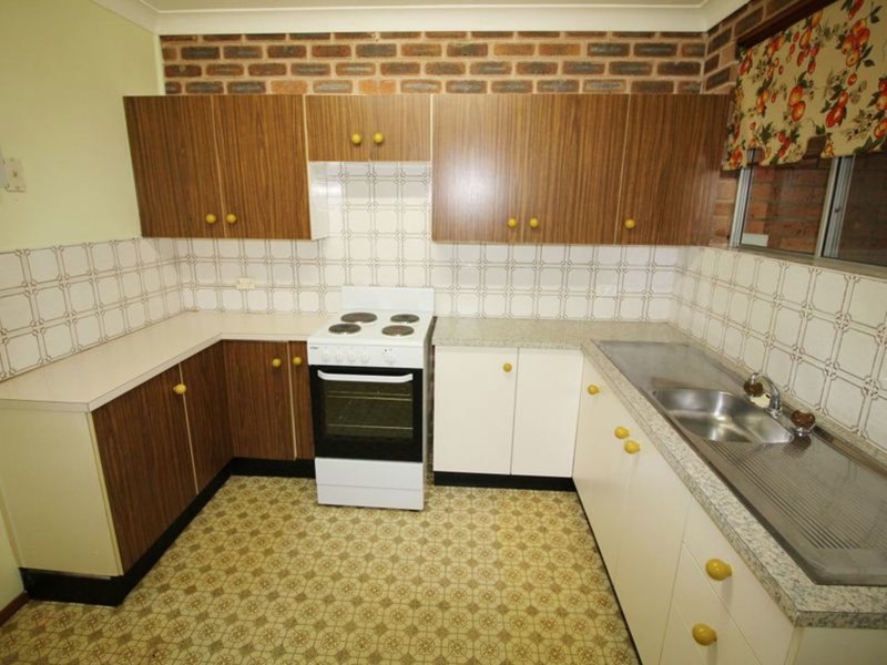 Photo - 2/2 Richardson Street, Taree NSW 2430 - Image 7