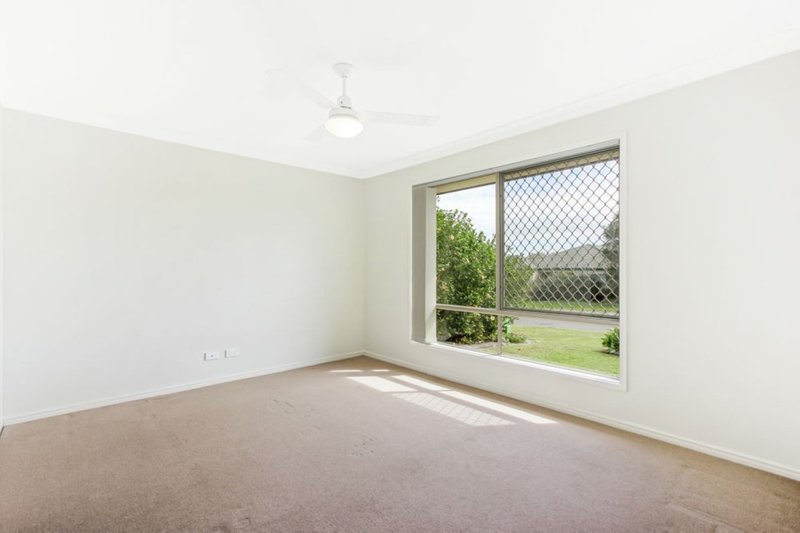 Photo - 22 Ridgevale Street, Victoria Point QLD 4165 - Image 11