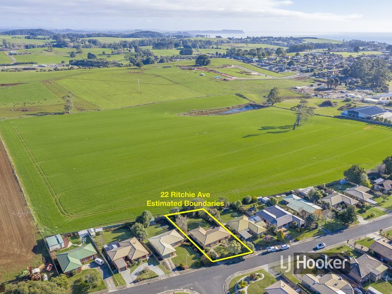 Photo - 22 Ritchie Avenue, Downlands TAS 7320 - Image 3