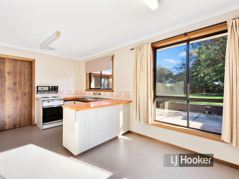 Photo - 22 Ritchie Avenue, Downlands TAS 7320 - Image 6