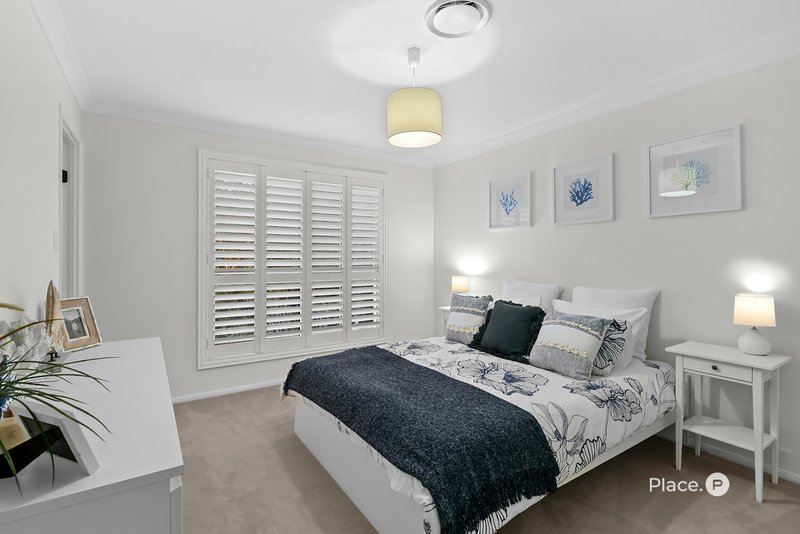 Photo - 22 Rivergum Drive, Eatons Hill QLD 4037 - Image 15