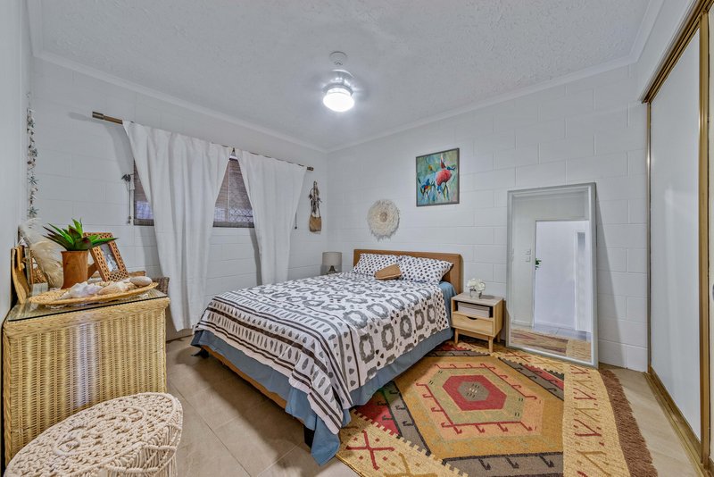 Photo - 2/2 Robert Street, Proserpine QLD 4800 - Image 5