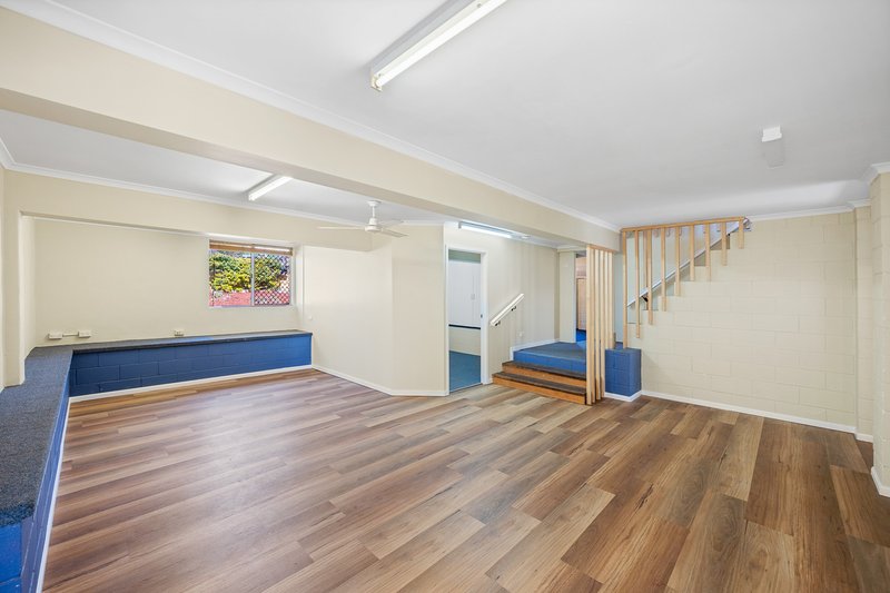 Photo - 22 Roberts Street, South Gladstone QLD 4680 - Image 10