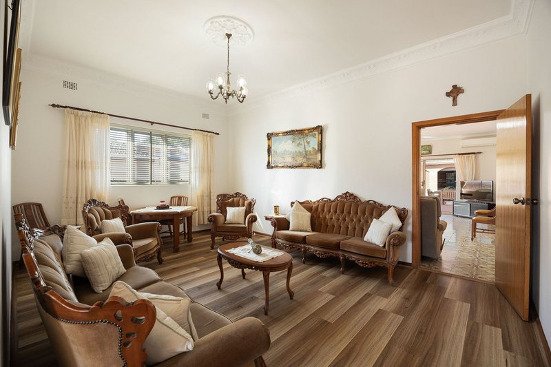 Photo - 22 Robinson Street, Croydon NSW 2132 - Image 8
