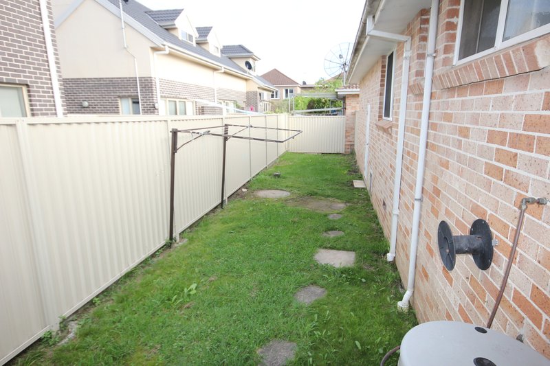 Photo - 2/2 Romani Avenue, Hurstville NSW 2220 - Image 6