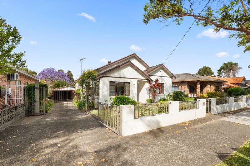 Photo - 22 Roslyn Street, Ashbury NSW 2193 - Image 7