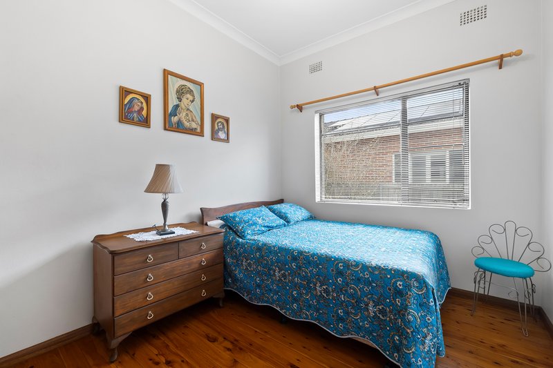 Photo - 22 Roslyn Street, Ashbury NSW 2193 - Image 13