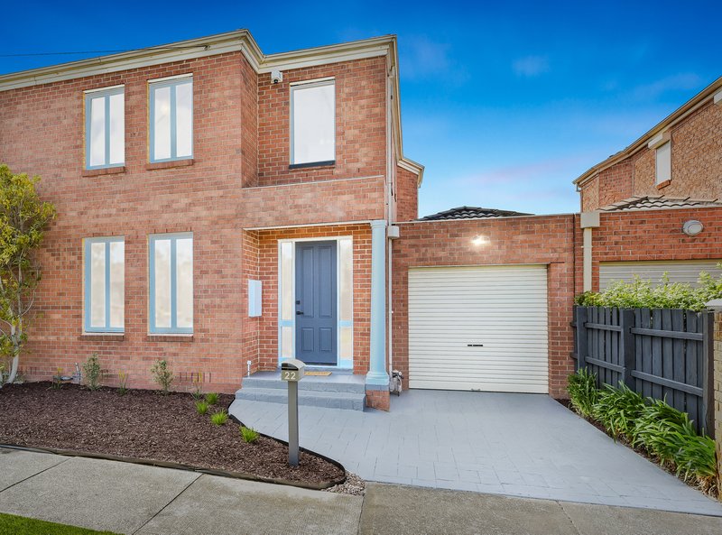 22 Royalty Street, Clayton VIC 3168