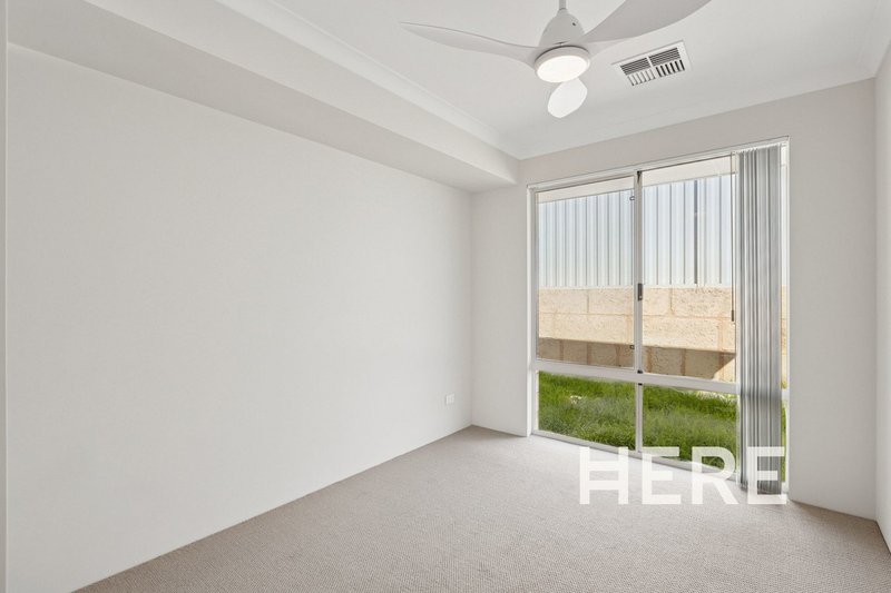 Photo - 22 Ruby Rise, Alkimos WA 6038 - Image 11
