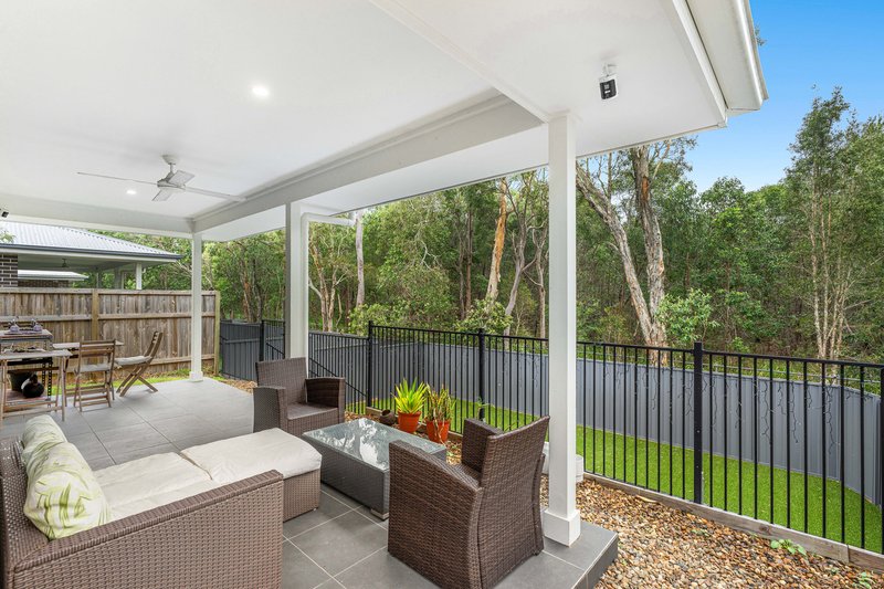Photo - 22 Ruchi Place, Wynnum West QLD 4178 - Image 6