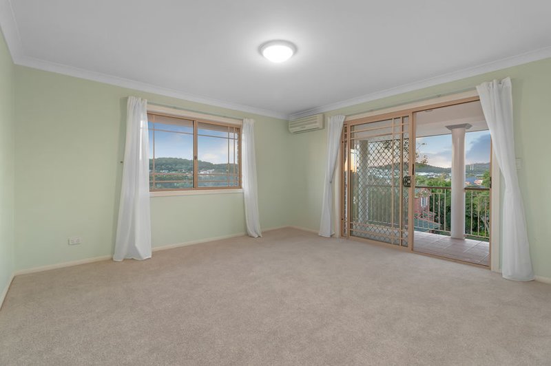 Photo - 22 Rundle Place, Carindale QLD 4152 - Image 14