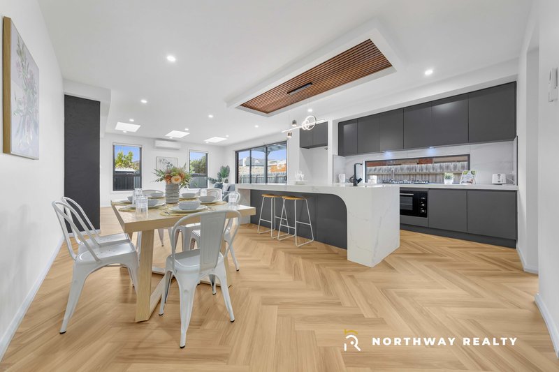 Photo - 22 Ruthven Crescent, Lalor VIC 3075 - Image 6