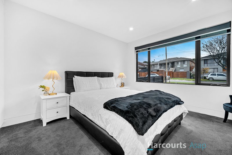 Photo - 22 Samaria Street, Dandenong North VIC 3175 - Image 6