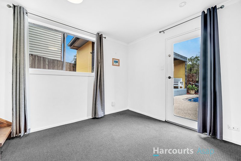 Photo - 22 Samaria Street, Dandenong North VIC 3175 - Image 8