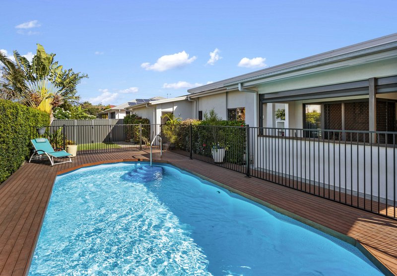 Photo - 22 Sandpiper Street, Nudgee QLD 4014 - Image 1