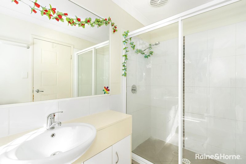 Photo - 22 Santana Road, Coomera QLD 4209 - Image 8